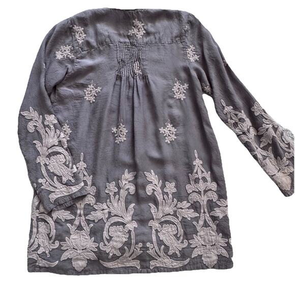 Johnny Was Embroidered Floral Pleated Button Down Tunic Top Womens XS - Picture 2 of 11